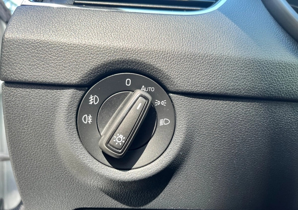 Skoda Octavia cena 56900 przebieg: 110000, rok produkcji 2020 z Dobiegniew małe 466